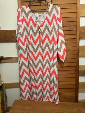 Chevron Shift Dress with Front Zip